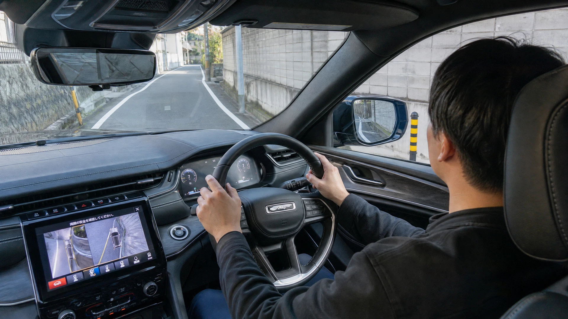 SUVを購入したのに怖くて運転できない。4回の講習で一人で買い物へ